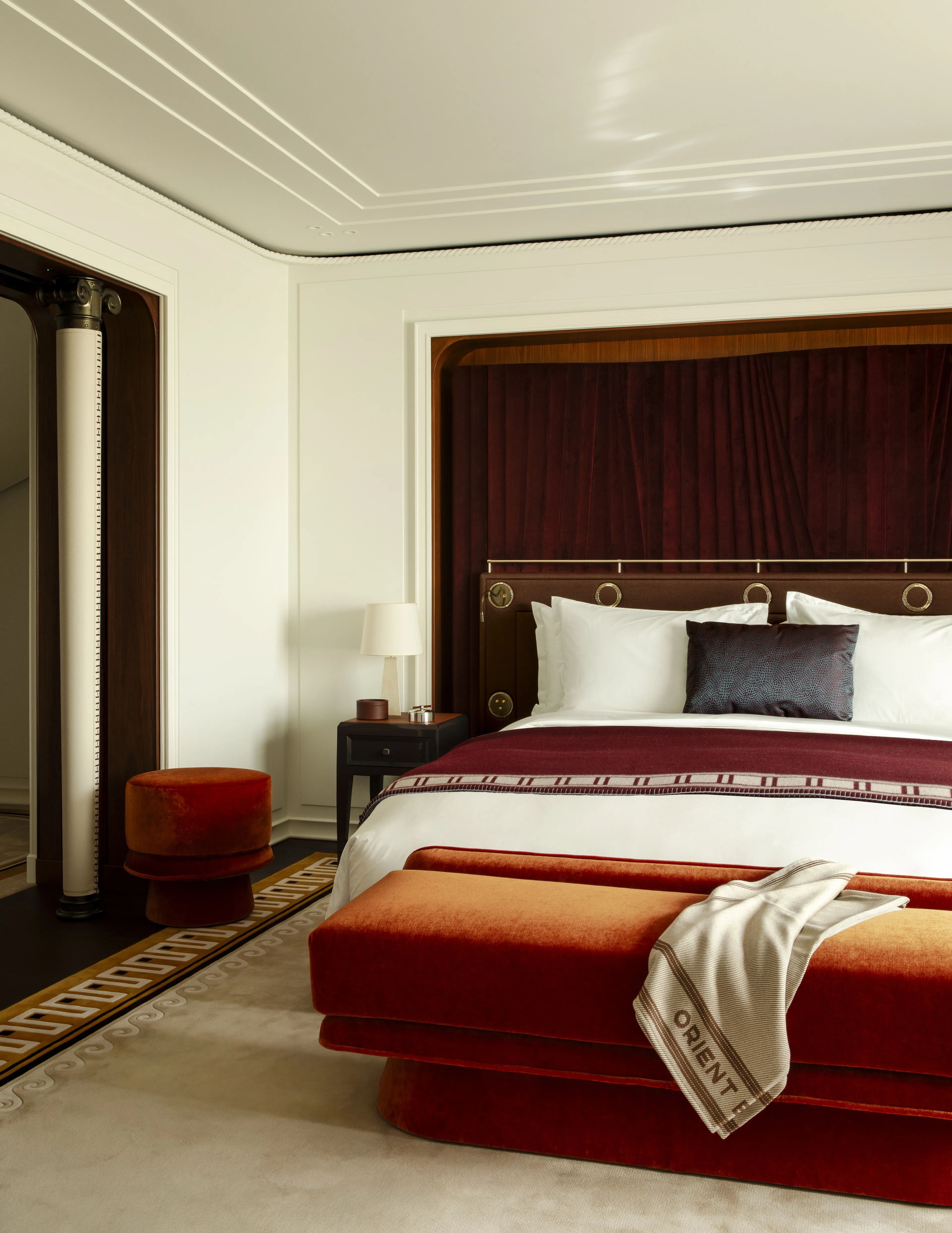 Corinthian suite with kind size bed